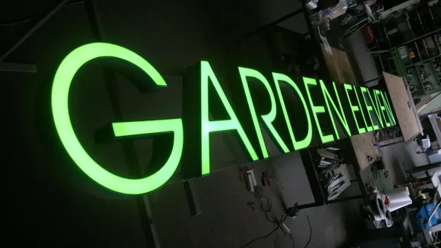 Garden eleven reklama