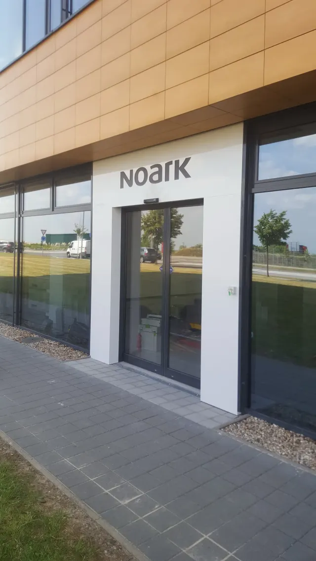 Noark reklama