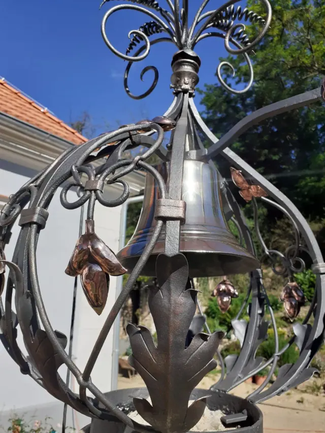 Restaurování kovaného zvonu – foto 3