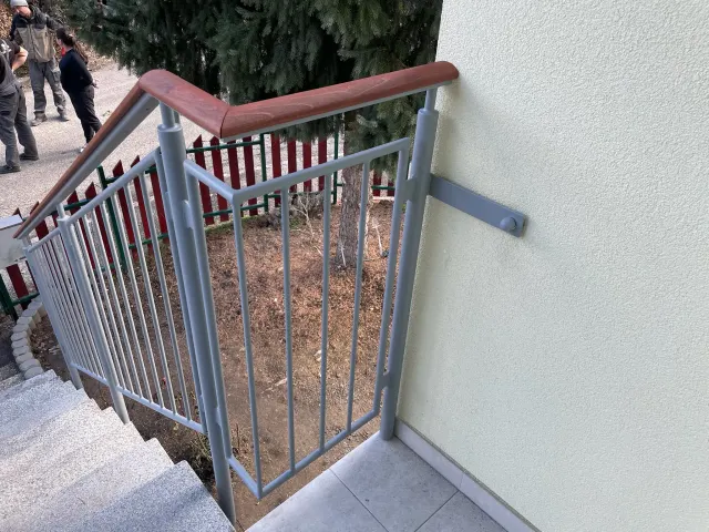 Schodiště a zábradlí – rodinný dům, Praha – foto 5