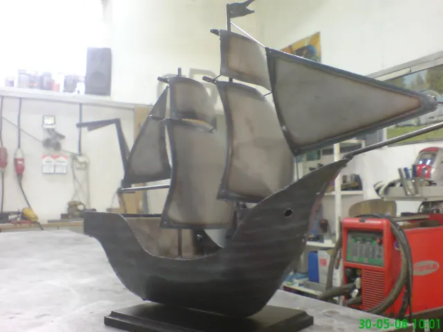 Umelecky model lodi